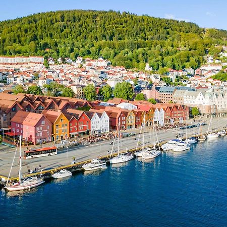 Live In Historic Building - View To Bryggen Apartment Bergen Exterior photo